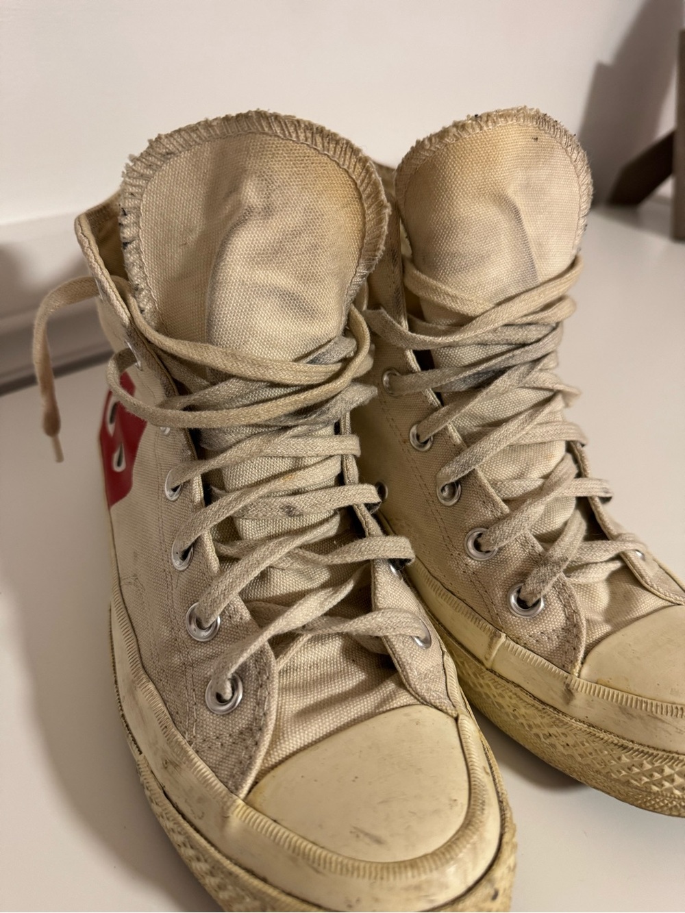 Converse - Picture 2 of 8
